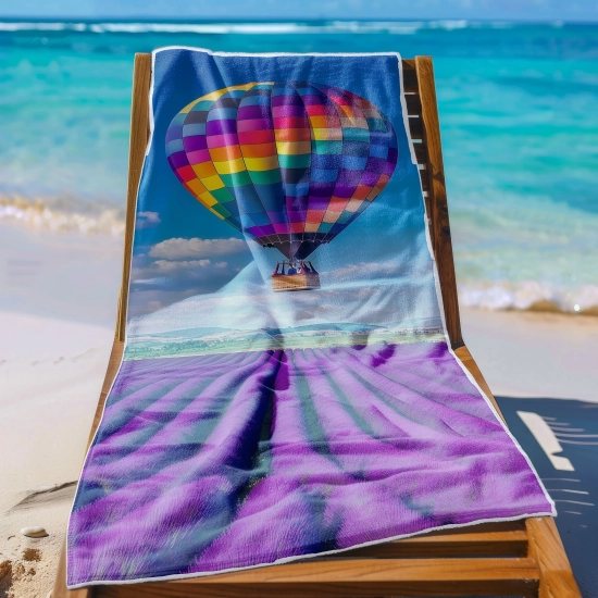 Ręcznik plażowy XXL Serena 100x180 z fotorealistyczną grafiką letnią na leżaku na tle rajskiej plaży