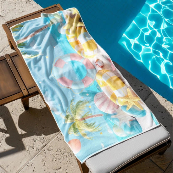 Ręcznik plażowy szybkoschnący w radosne wzory wakacyjne na leżaku przy basenie - TwójDomNa5.pl