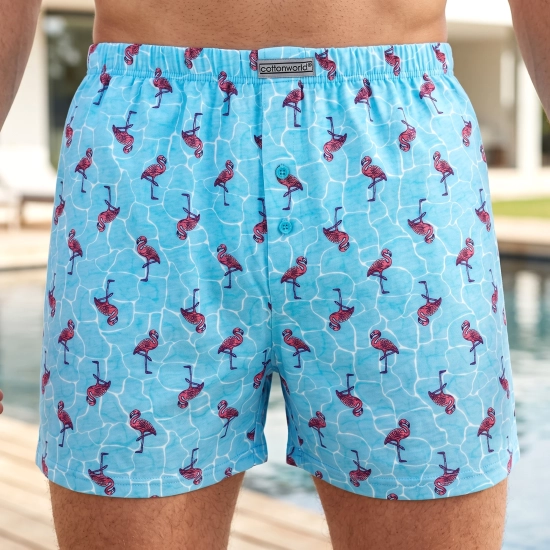 Błękitne bokserki męskie wzorzyste 100% bawełna flamingi na modelu Cotton World