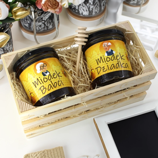 ZESTAW NATURALNYCH MIODÓW DLA BABCI I DZIADKA W SKRZYNCE NA PREZENT KOMPLET
