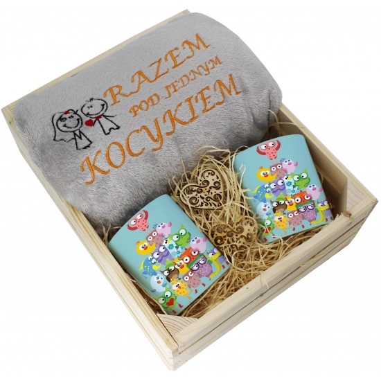 PREZENT ŚWIĄTECZNY ZESTAW KOC 160x200 + KUBKI