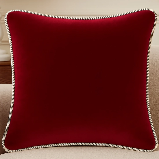 Luksusowa kwadratowa poszewka na poduszkę 40x40 cm z aksamitnego weluru i dekoracyjnym sznurem.