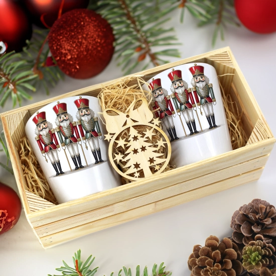 PREZENT ŚWIĄTECZNY ZESTAW KUBKÓW LATTE W SKRZYNCE KUBKI MIKOŁAJ NA ŚWIĘTA