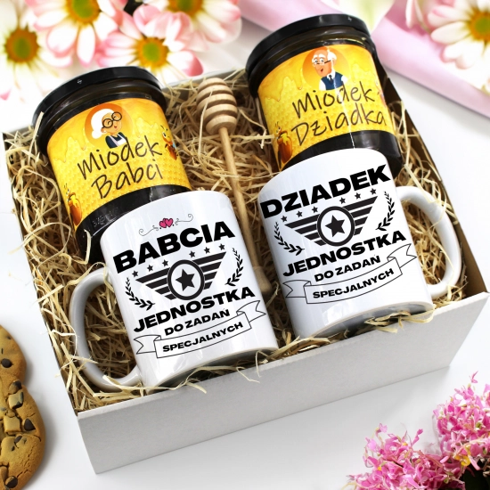 PREZENT ZESTAW NA DZIEŃ BABCI I DZIADKA KUBKI + MIÓD BABCIA DZIADEK KOMPLET