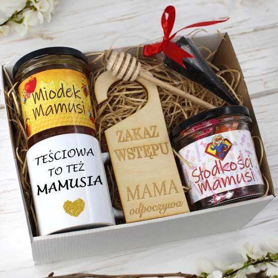 KOMPLET PREZENTOWY DLA MAMY KUBEK, MIÓD i SŁODYCZE PREZENT DZIEŃ MATKI MAMA