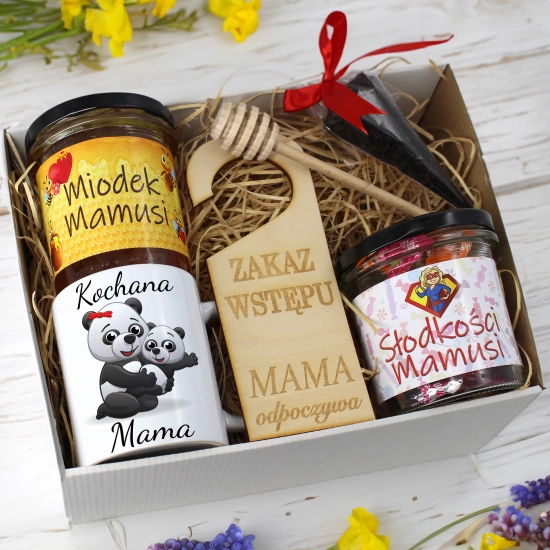 KOMPLET PREZENTOWY DLA MAMY KUBEK, MIÓD i SŁODYCZE PREZENT DZIEŃ MATKI MAMA