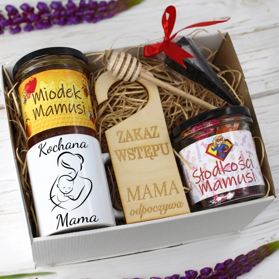 KOMPLET PREZENTOWY DLA MAMY KUBEK, MIÓD i SŁODYCZE PREZENT DZIEŃ MATKI MAMA
