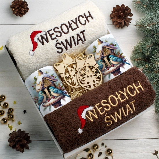 ZESTAW PREZENT ŚWIĄTECZNY KOMPLET KUBKI RĘCZNIKI ŚWIĘTA MIKOŁAJ POD CHOINKĘ