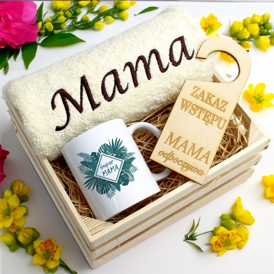 KOMPLET DLA MAMY RĘCZNIK Z HAFTEM + KUBEK 330ml NA PREZENT DZIEŃ MATKI MAMA