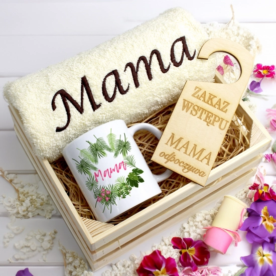 KOMPLET DLA MAMY RĘCZNIK Z HAFTEM + KUBEK 330ml NA PREZENT DZIEŃ MATKI MAMA