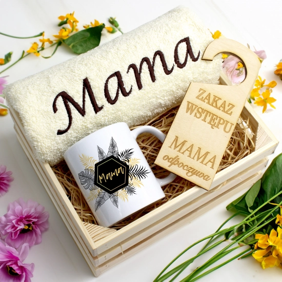KOMPLET DLA MAMY RĘCZNIK Z HAFTEM + KUBEK 330ml NA PREZENT DZIEŃ MATKI MAMA