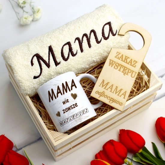 KOMPLET DLA MAMY RĘCZNIK Z HAFTEM + KUBEK 330ml NA PREZENT DZIEŃ MATKI MAMA