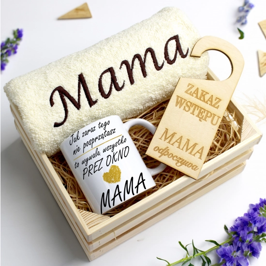KOMPLET DLA MAMY RĘCZNIK Z HAFTEM + KUBEK 330ml NA PREZENT DZIEŃ MATKI MAMA