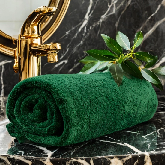 GRUBY RĘCZNIK KĄPIELOWY 70x140cm 500g/m2 PREMIUM CHŁONNY BUTELKOWA ZIELEŃ
