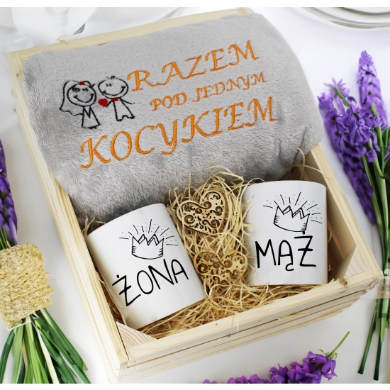 PREZENT ŚLUBNY ZESTAW KOC 160x200 + KUBKI ŻONA MĄŻ