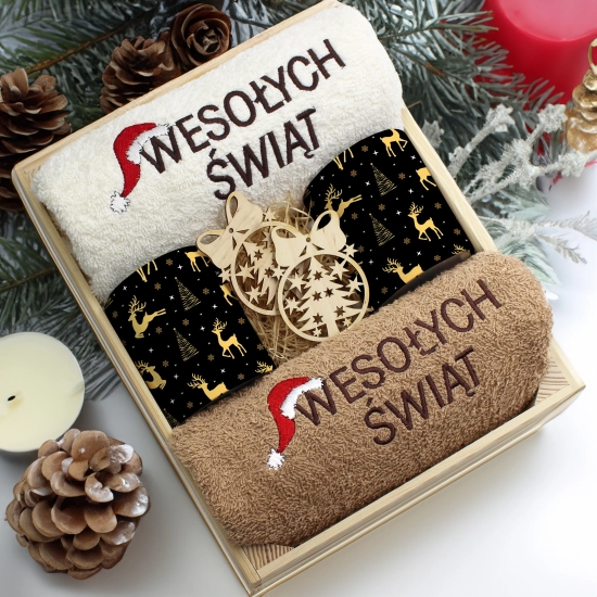 ZESTAW PREZENT ŚWIĄTECZNY KOMPLET KUBKI RĘCZNIKI W SKRZYNCE ŚWIĘTA MIKOŁAJ