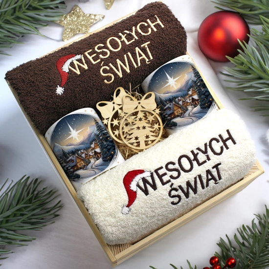 ZESTAW PREZENT ŚWIĄTECZNY KOMPLET KUBKI RĘCZNIKI W SKRZYNCE ŚWIĘTA MIKOŁAJ