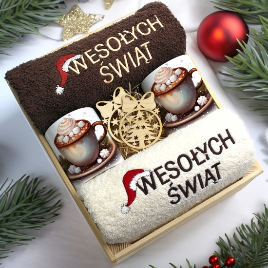 ZESTAW PREZENT ŚWIĄTECZNY KOMPLET KUBKI RĘCZNIKI W SKRZYNCE ŚWIĘTA MIKOŁAJ