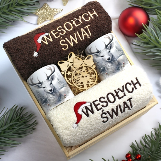 ZESTAW PREZENT ŚWIĄTECZNY KOMPLET KUBKI RĘCZNIKI W SKRZYNCE ŚWIĘTA MIKOŁAJ