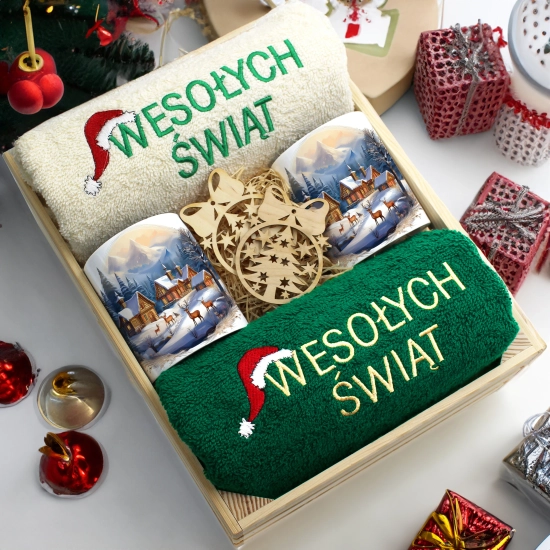 ZESTAW PREZENT ŚWIĄTECZNY KOMPLET KUBKI RĘCZNIKI W SKRZYNCE ŚWIĘTA MIKOŁAJ
