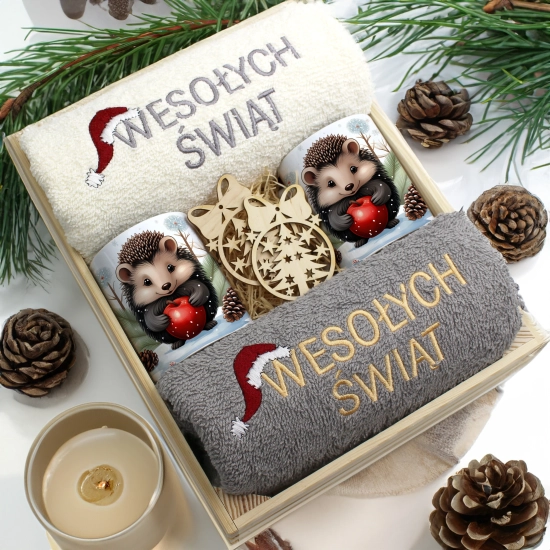 ZESTAW PREZENT ŚWIĄTECZNY KOMPLET KUBKI RĘCZNIKI W SKRZYNCE ŚWIĘTA MIKOŁAJ