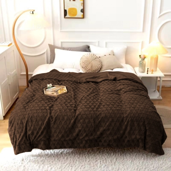 NARZUTA 200X220 FUTERKO KOC PLUSZ TRÓJKAT TŁOCZONA