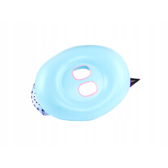 Dmuchane kółko do pływania w kształcie pawia dla dzieci na tle basenu