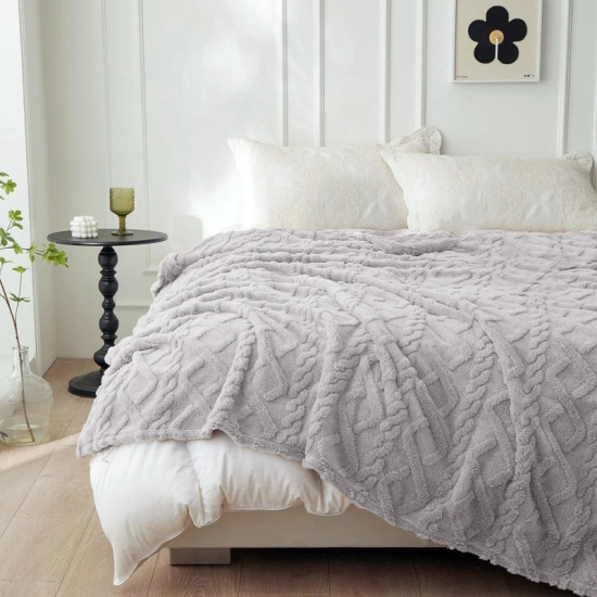 KOC 200x220 NARZUTA NA ŁÓŻKO WARMELO WARKOCZ SWETEREK KAPA PLED SZARY