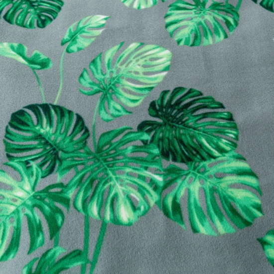 Zbliżenie na gruby, miękki polar koca piknikowego w modny