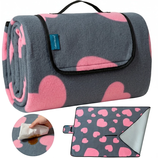 Kompilacja koca piknikowego WONDER: złożony w torbę z uchwytem, rozłożony w rozmiarze 200x200 oraz łatwe wycieranie plam